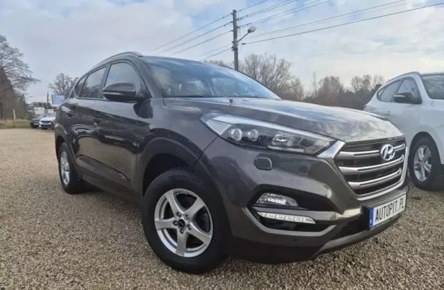 HYUNDAI Tucson 