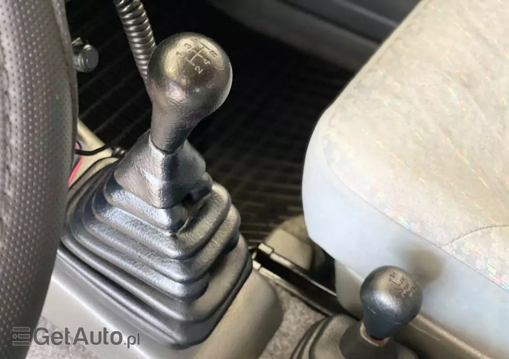 SUZUKI Jimny 1.3 JLX