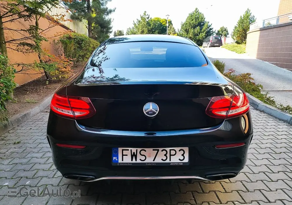 MERCEDES-BENZ Klasa C 180 AMG Line