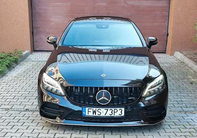 MERCEDES-BENZ Klasa C 180 AMG Line
