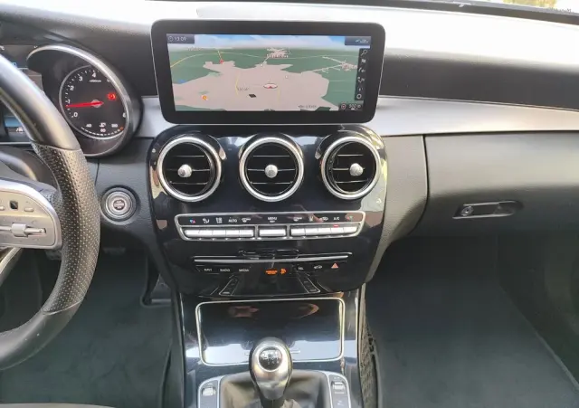 MERCEDES-BENZ Klasa C 180 AMG Line