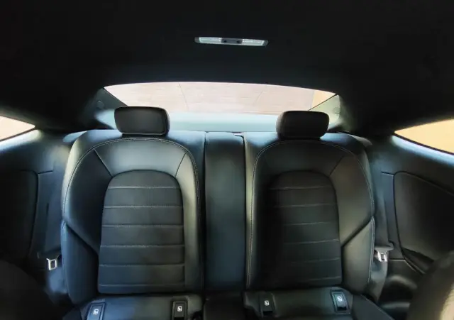 MERCEDES-BENZ Klasa C 180 AMG Line