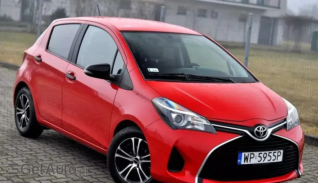 TOYOTA Yaris 
