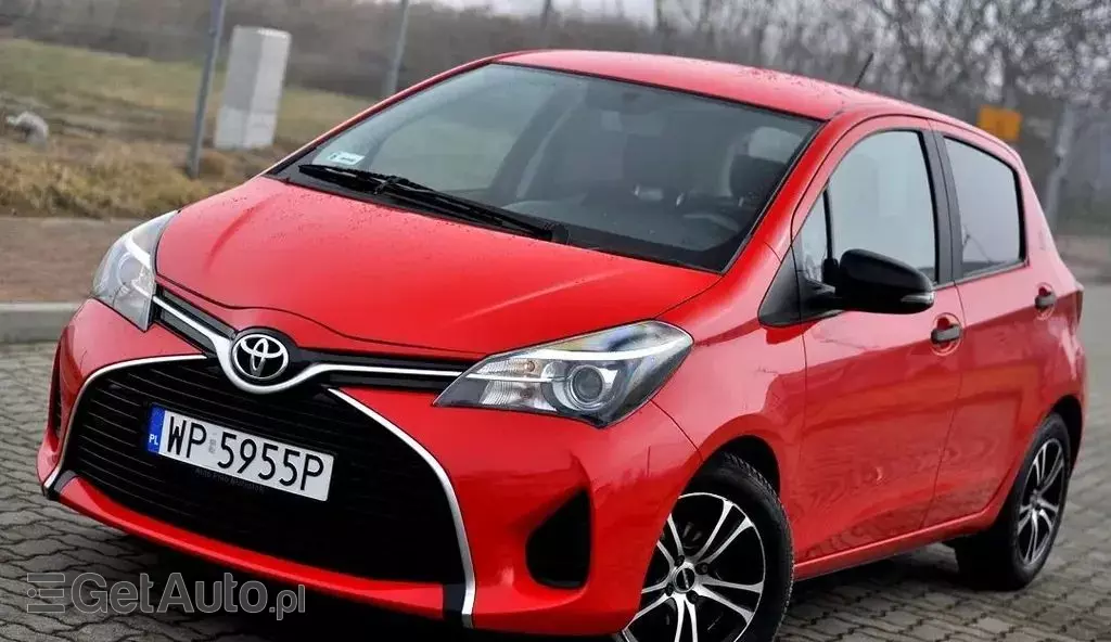 TOYOTA Yaris 