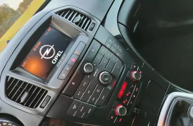 OPEL Insignia 2.0 CDTI (130 KM) DPF