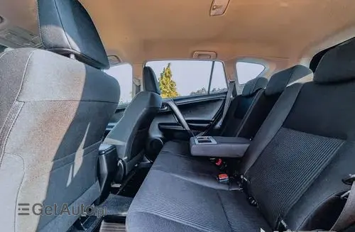 TOYOTA Rav 4 
