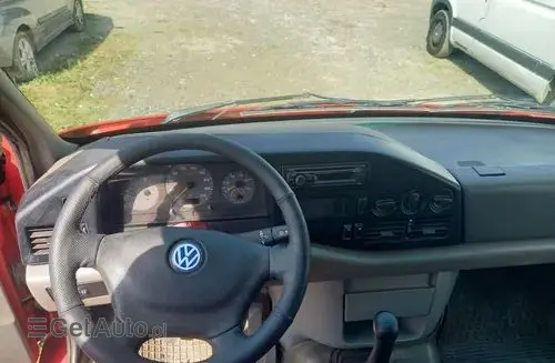 VOLKSWAGEN LT 