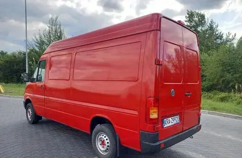 VOLKSWAGEN LT 
