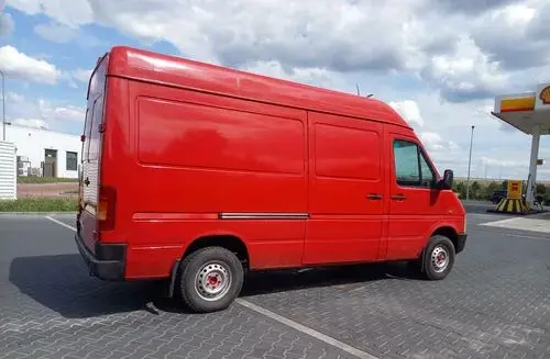 VOLKSWAGEN LT 