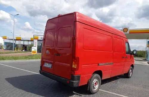 VOLKSWAGEN LT 