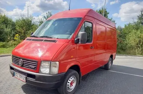VOLKSWAGEN LT 