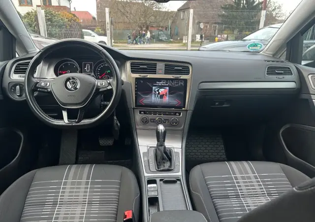 VOLKSWAGEN Golf 1.6 TDI BMT Highline DSG