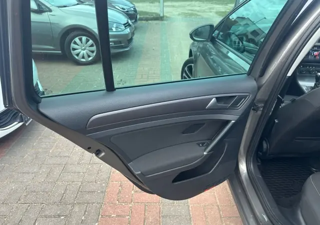 VOLKSWAGEN Golf 1.6 TDI BMT Highline DSG