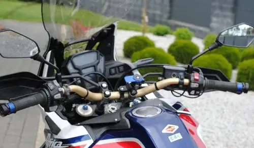 HONDA CRF 1000L Africa Twin BLE DCT 