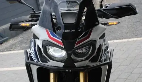 HONDA CRF 1000L Africa Twin BLE DCT 