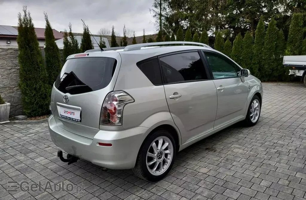 TOYOTA Corolla Verso 