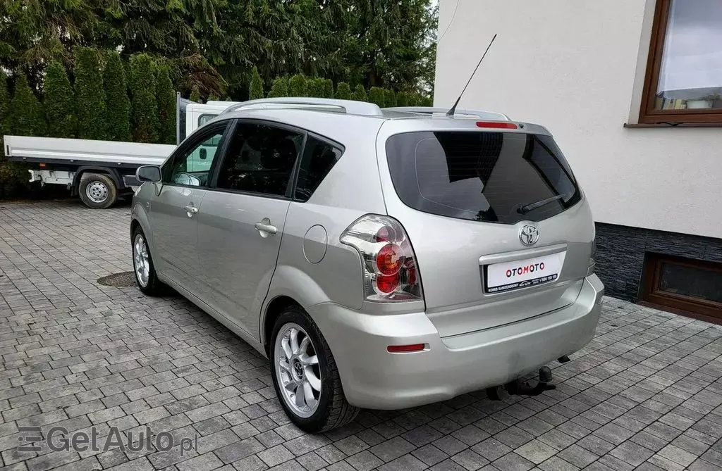 TOYOTA Corolla Verso 