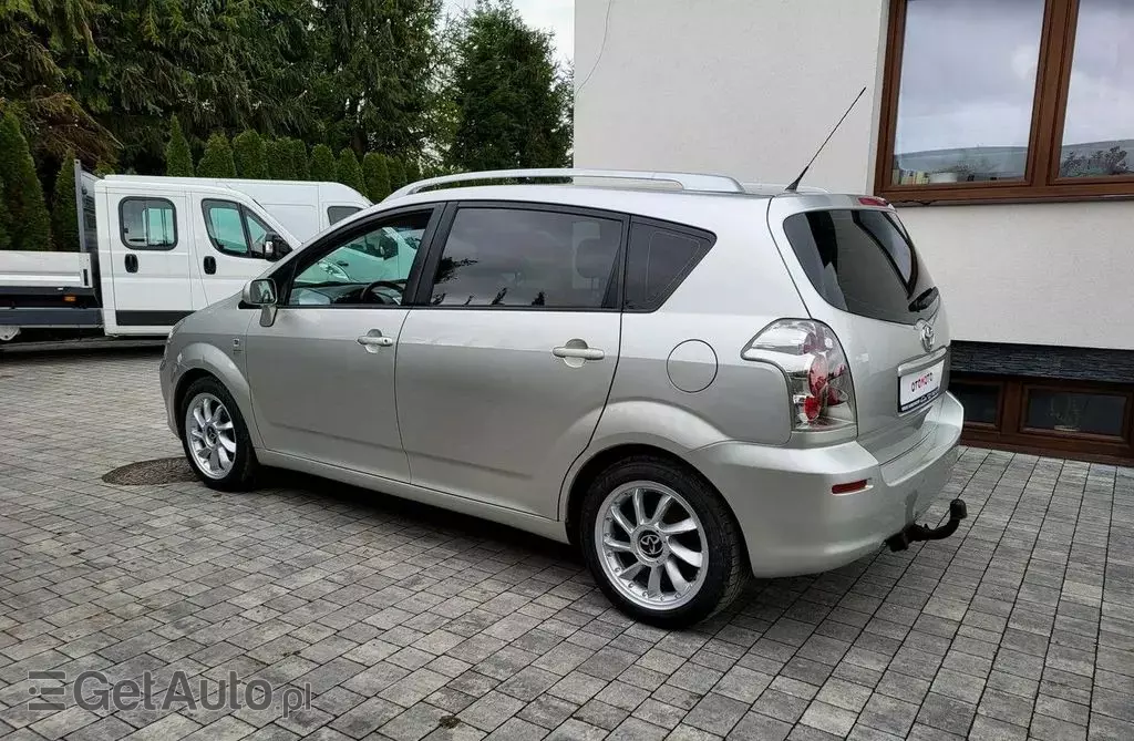 TOYOTA Corolla Verso 