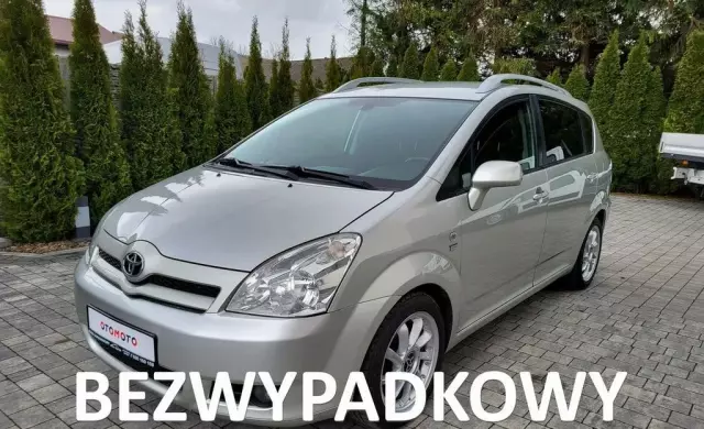 TOYOTA Corolla Verso 