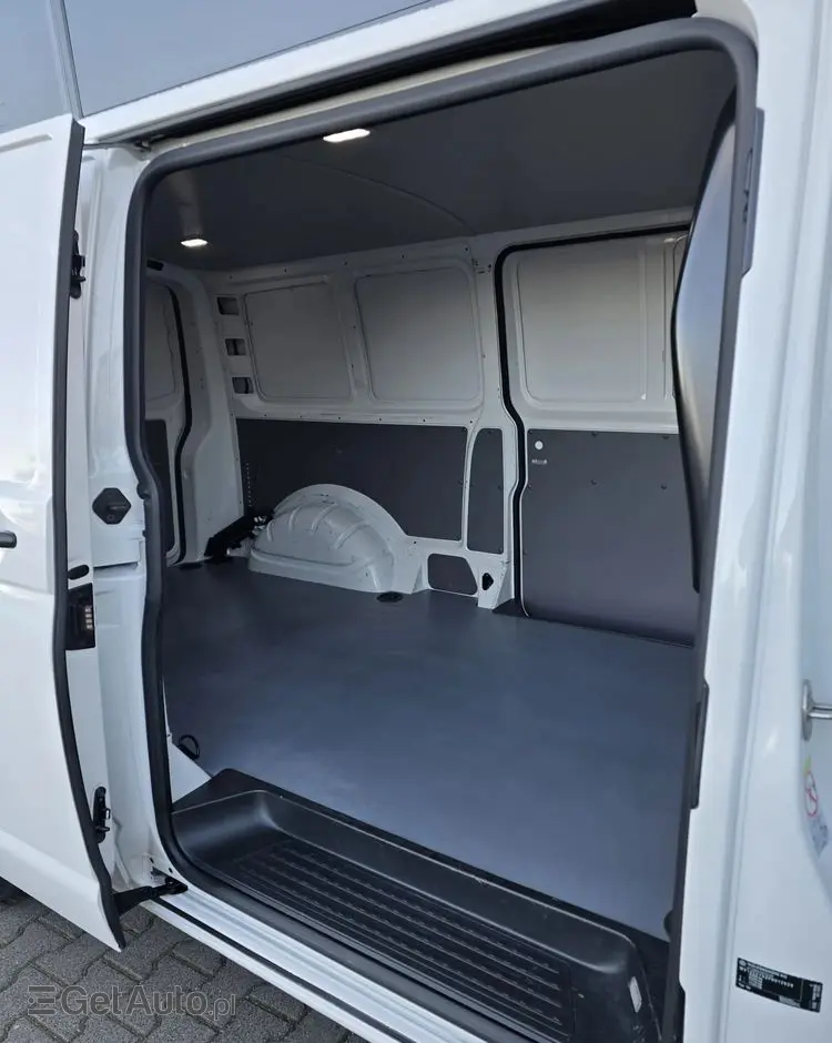 VOLKSWAGEN TRANSPORTER T6.1 