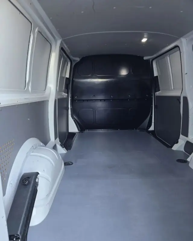 VOLKSWAGEN TRANSPORTER T6.1 