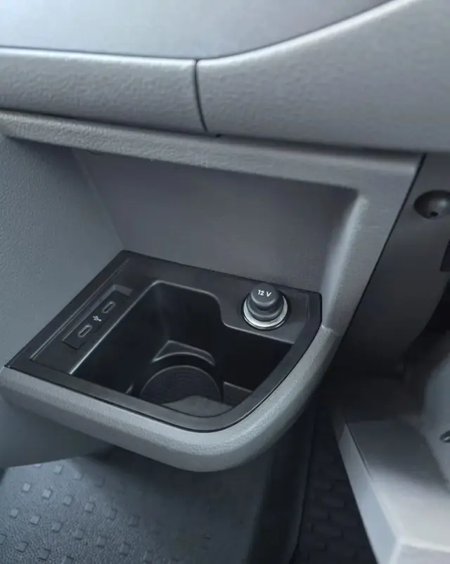 VOLKSWAGEN TRANSPORTER T6.1 