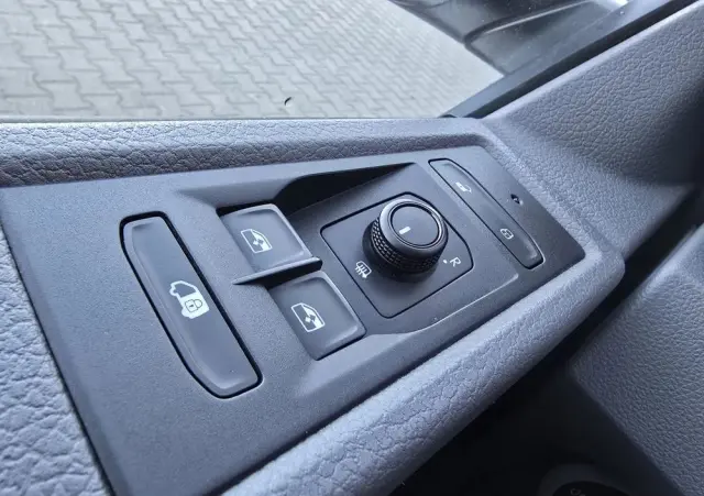 VOLKSWAGEN TRANSPORTER T6.1 