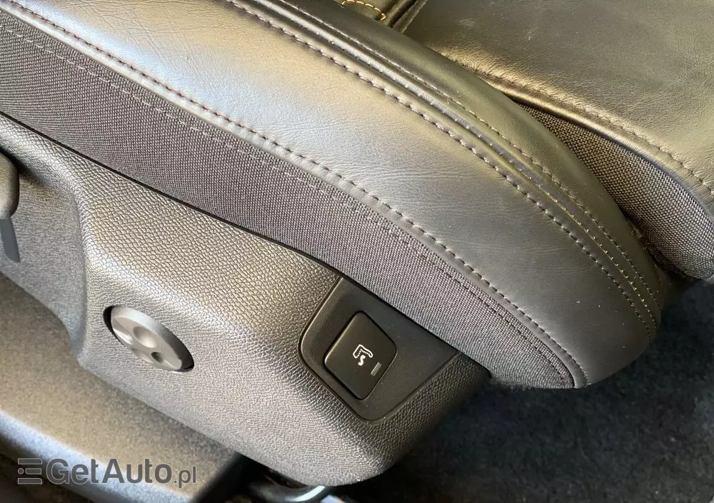 PEUGEOT 3008 2.0 BlueHDi GT S&S EAT8