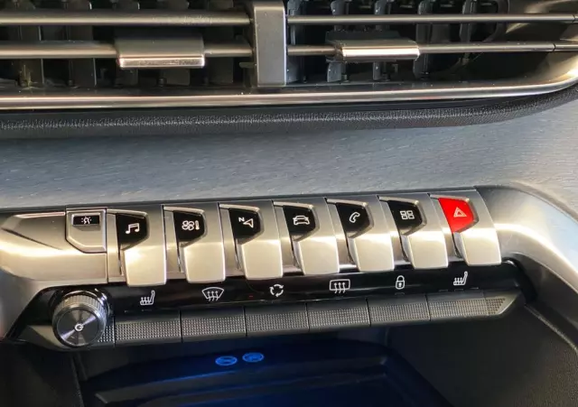 PEUGEOT 3008 2.0 BlueHDi GT S&S EAT8