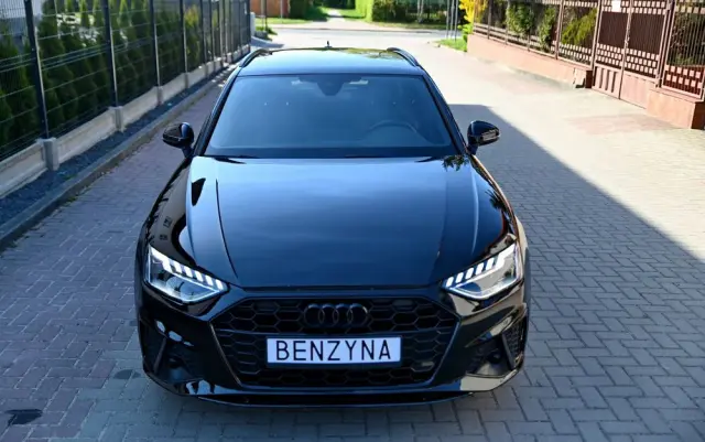 AUDI A4 Avant 35 TFSI mHEV S Line S tronic