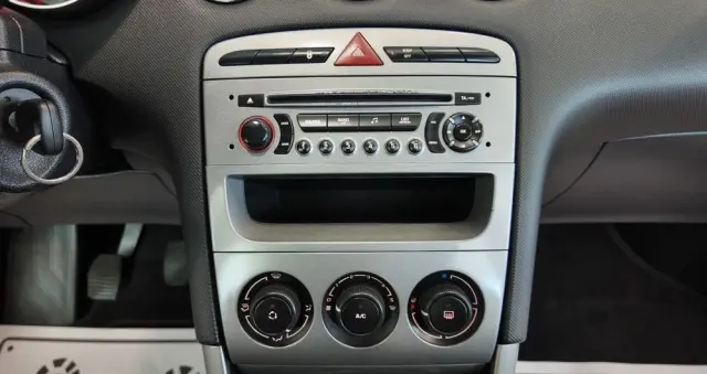 PEUGEOT 308 1.4 Trendy