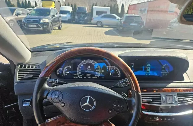 MERCEDES-BENZ CL 