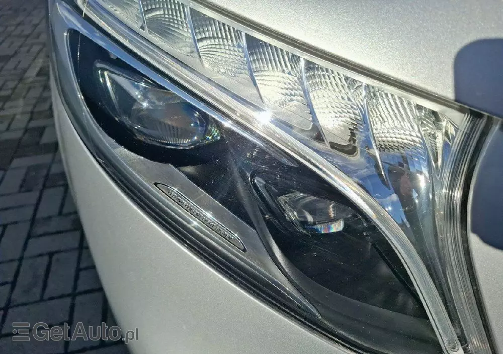 MERCEDES-BENZ Klasa V 