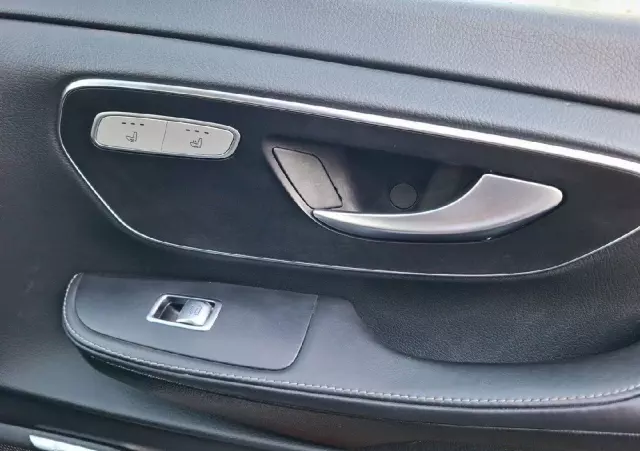 MERCEDES-BENZ Klasa V 