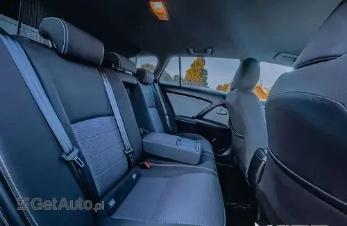 TOYOTA Avensis 
