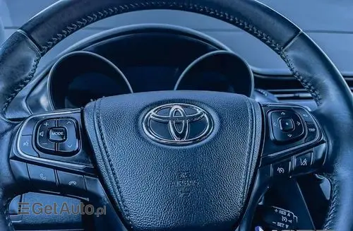 TOYOTA Avensis 