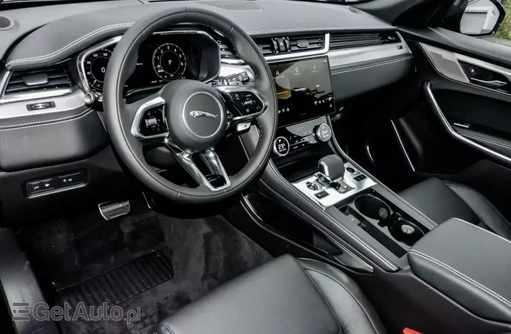 JAGUAR F-pace 
