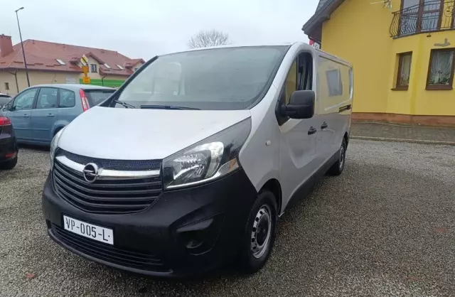 OPEL Vivaro 