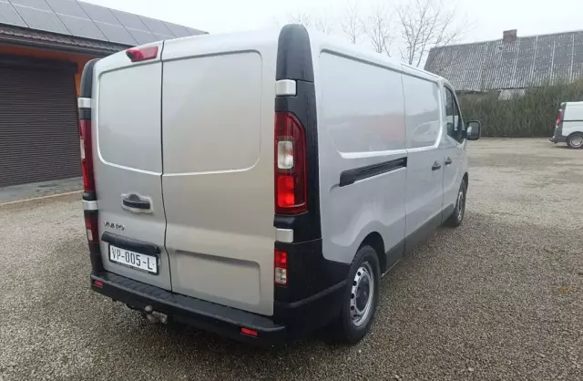 OPEL Vivaro 
