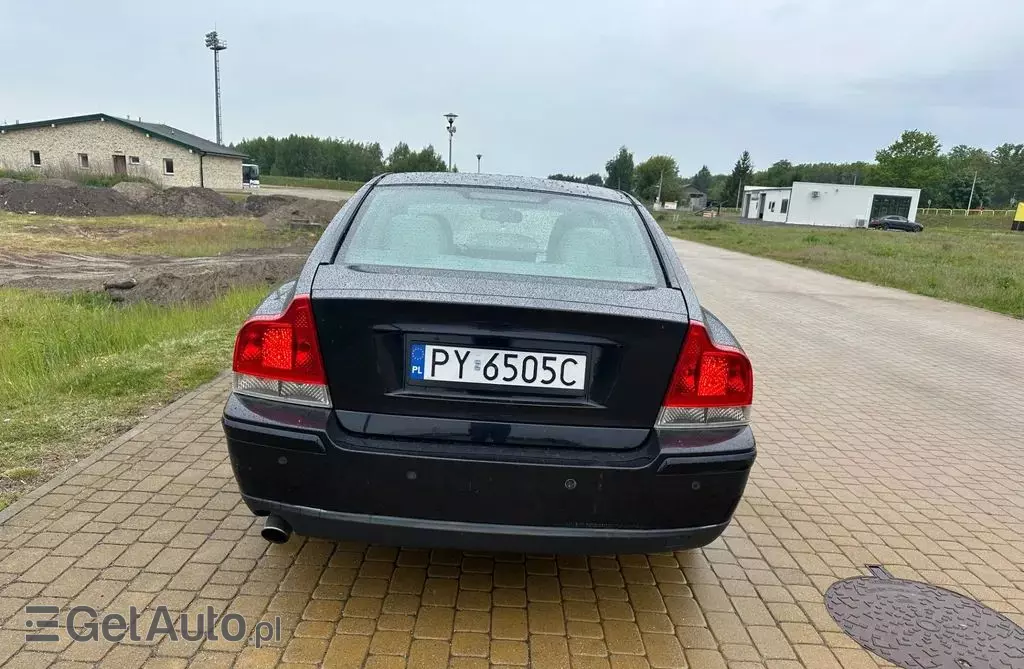 VOLVO S60 