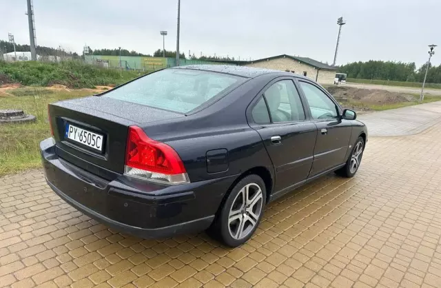 VOLVO S60 