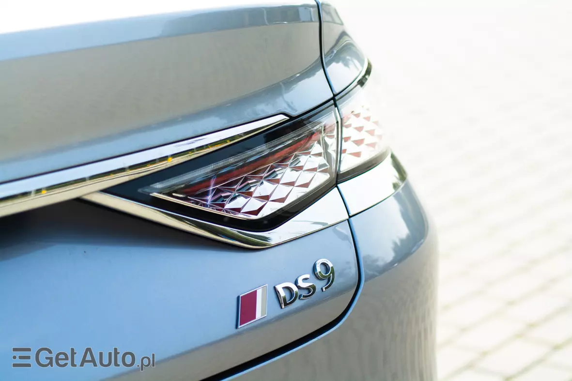 DS. AUTOMOBILES Inny DS9