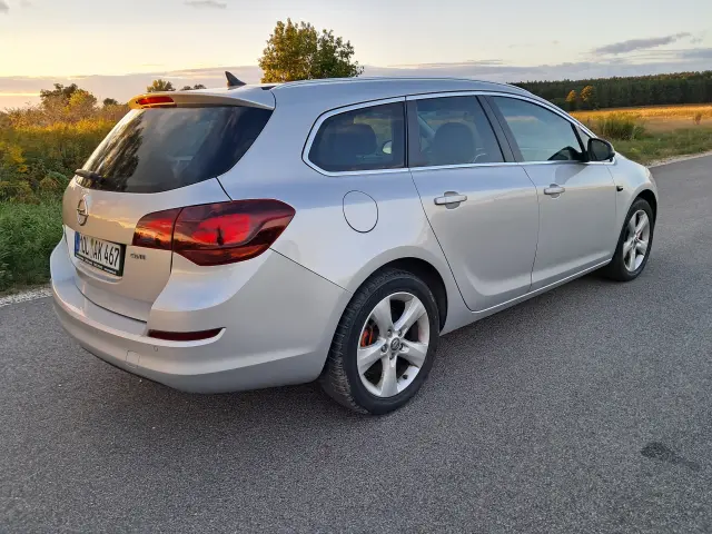 OPEL Astra Sport