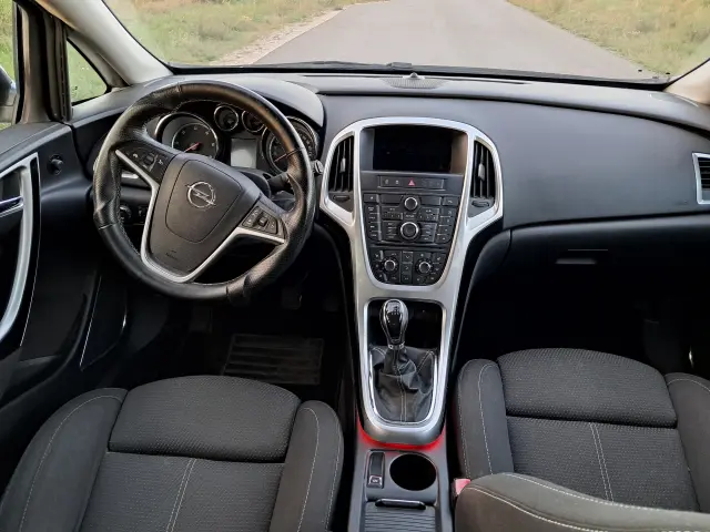 OPEL Astra Sport