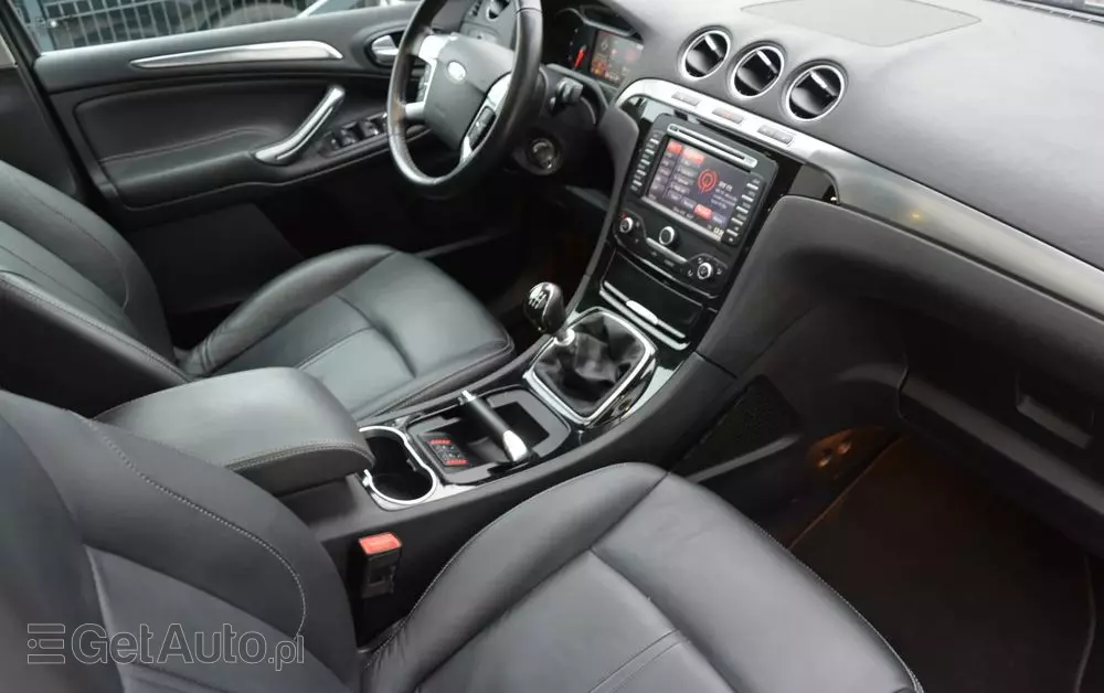 FORD S-Max 2.0 TDCi DPF Titanium