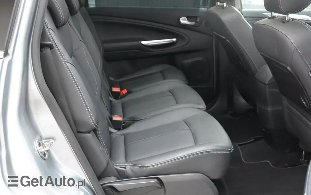 FORD S-Max 2.0 TDCi DPF Titanium