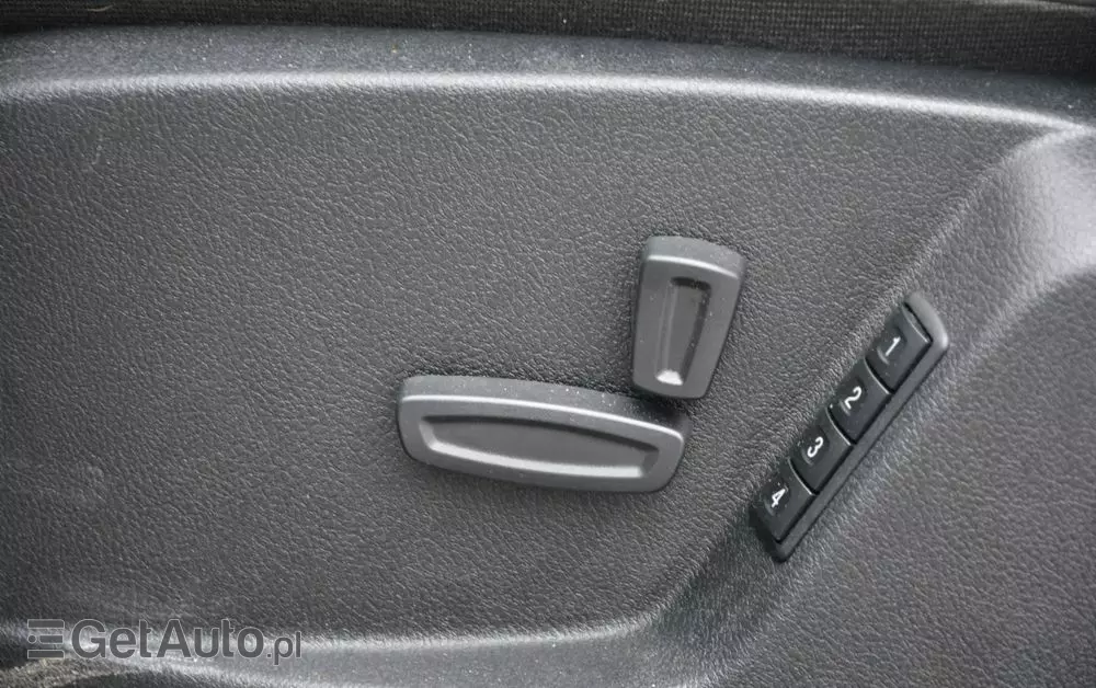 FORD S-Max 2.0 TDCi DPF Titanium