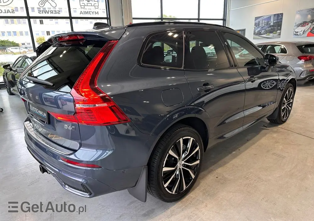 VOLVO XC 60 B6 B AWD Ultimate Dark
