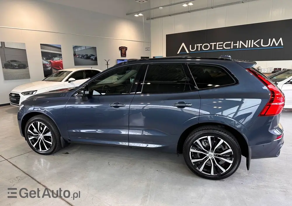 VOLVO XC 60 B6 B AWD Ultimate Dark