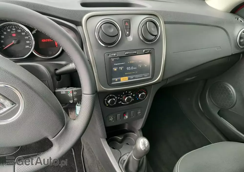 DACIA Sandero 0.9 TCe Laureate